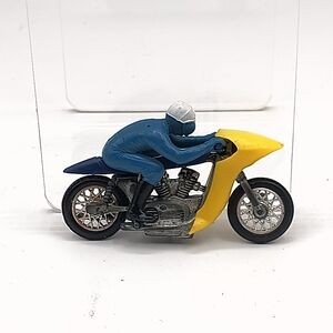 Vintage Hotwheels Rrrumblers RIP Snorter Yellow & Blue With Blue Rider